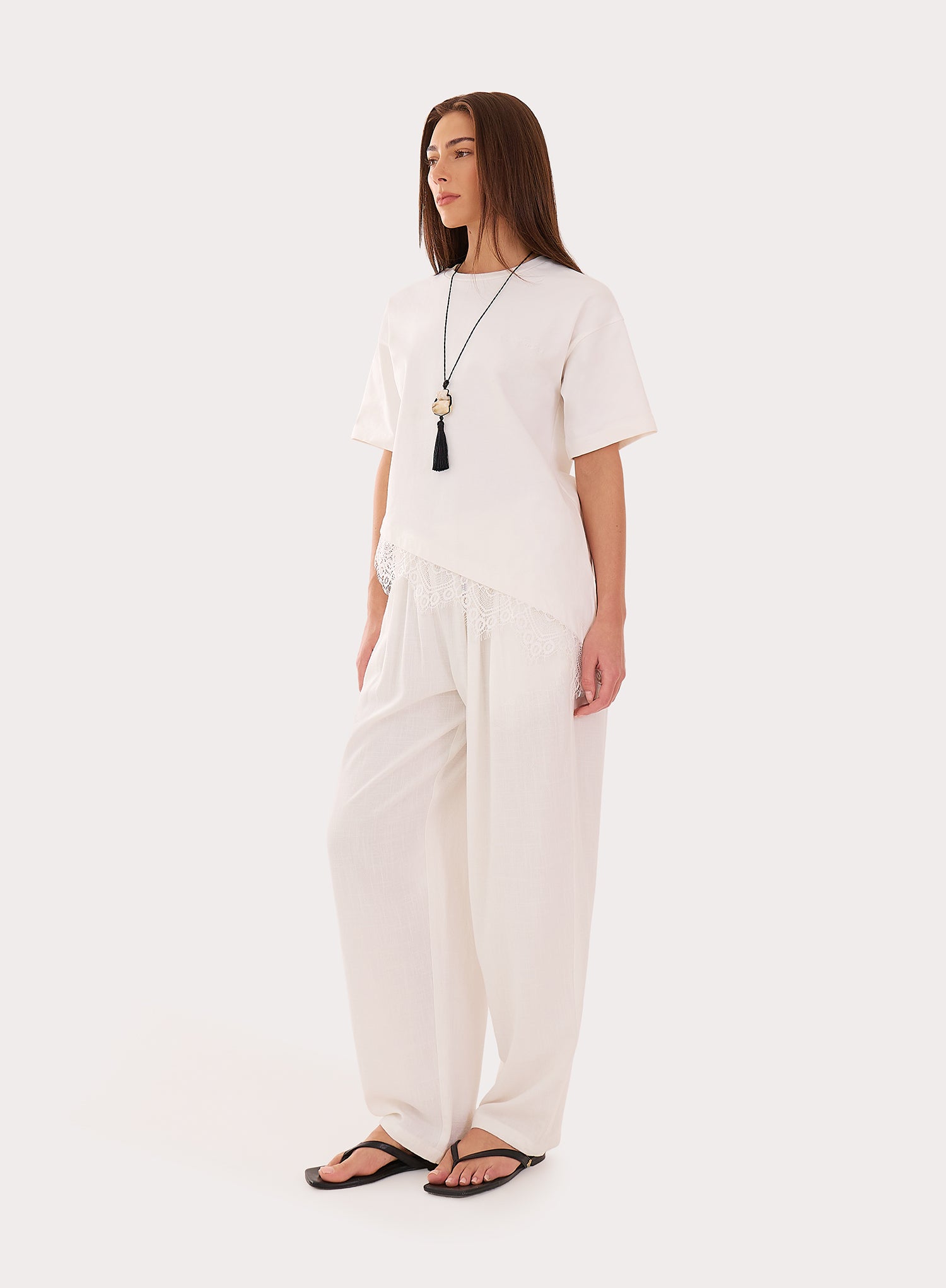 White Asymmetric Lace Hem T-Shirt