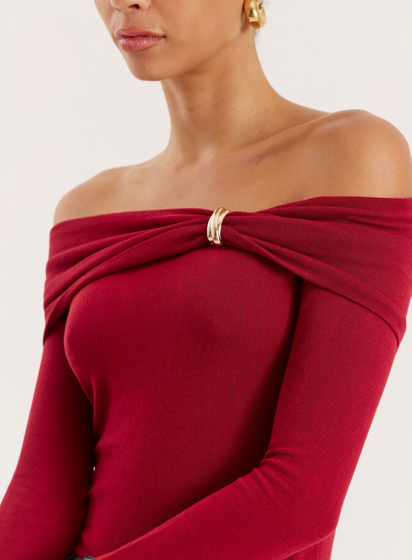 Red Gold Hardware Detail Knitted Long Sleeve Top