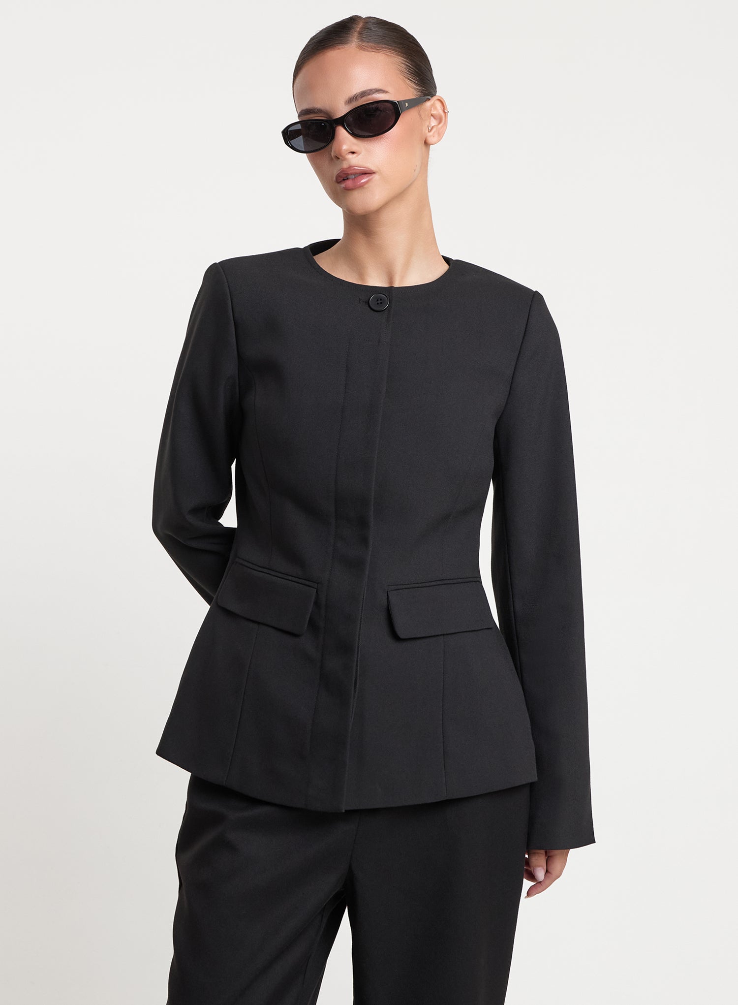 Black Collarless Cinched Waist Tailored Blazer