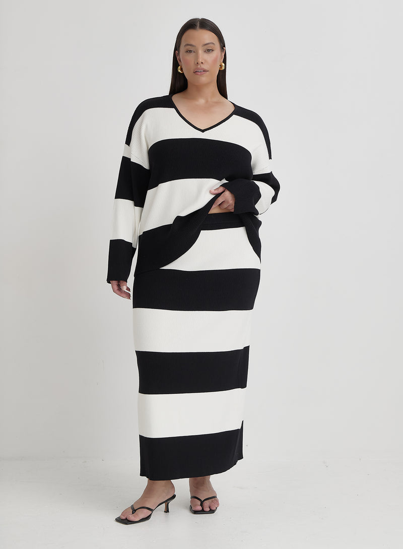 Black And Cream Curve Stripe Knitted Maxi Skirt- Jacqueline