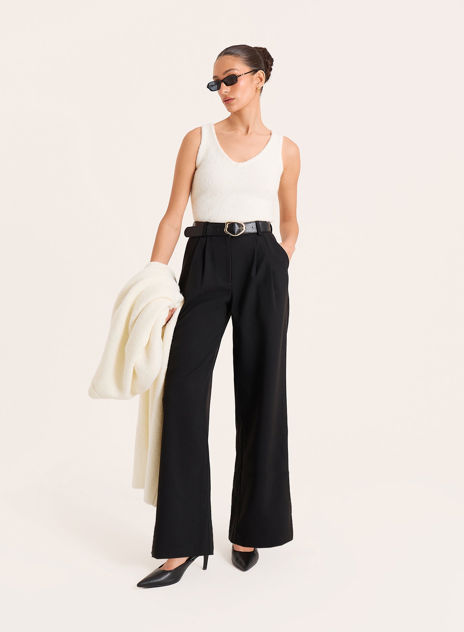 Cream V-neck Lightweight Knitted Vest