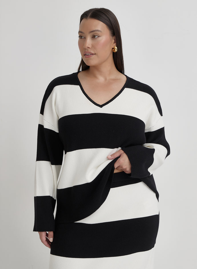 Black And Cream Plus Size Stripe Knitted Jumper- Jacqueline