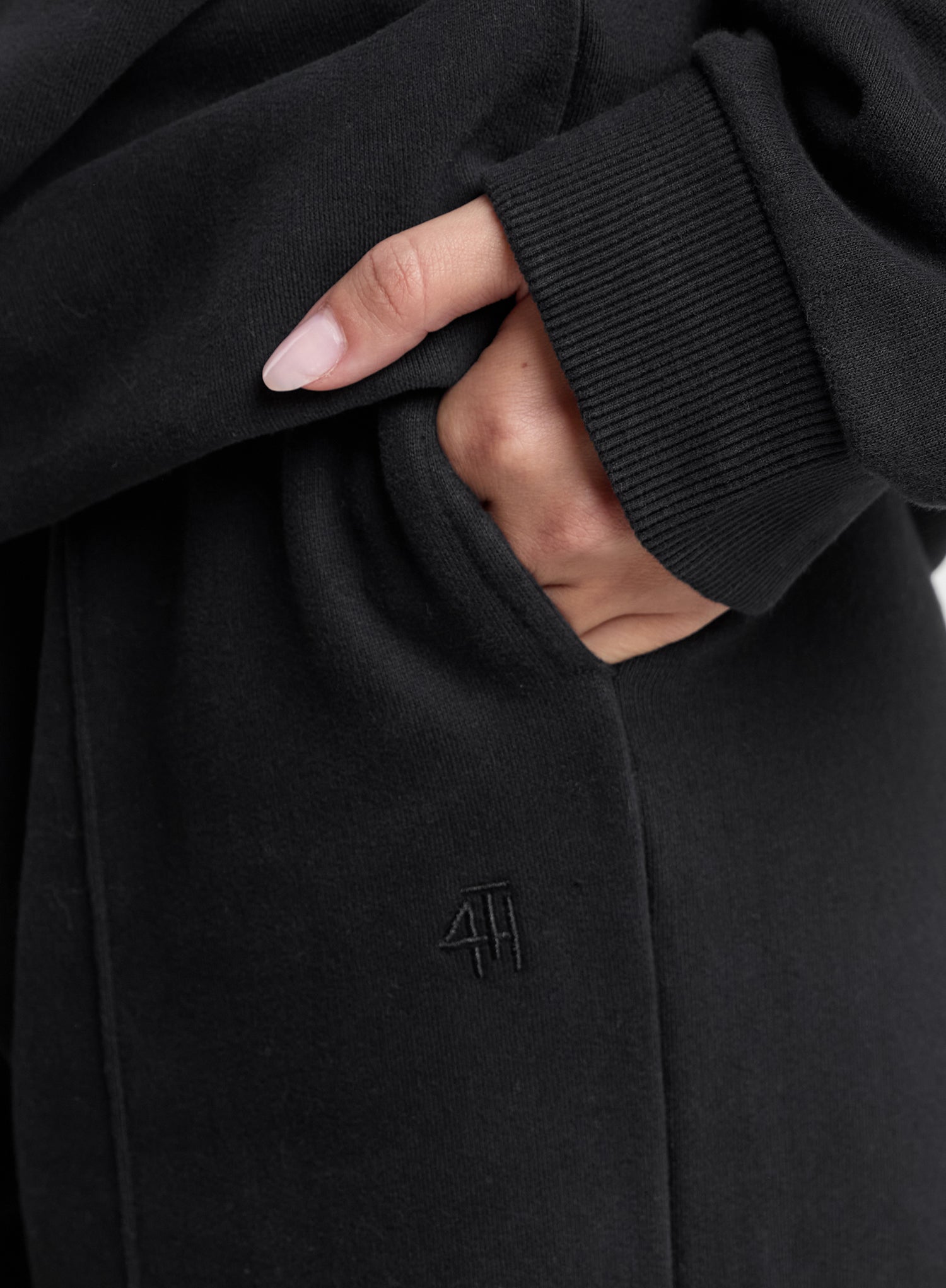 Black 4th Branded Wide Leg Jogger