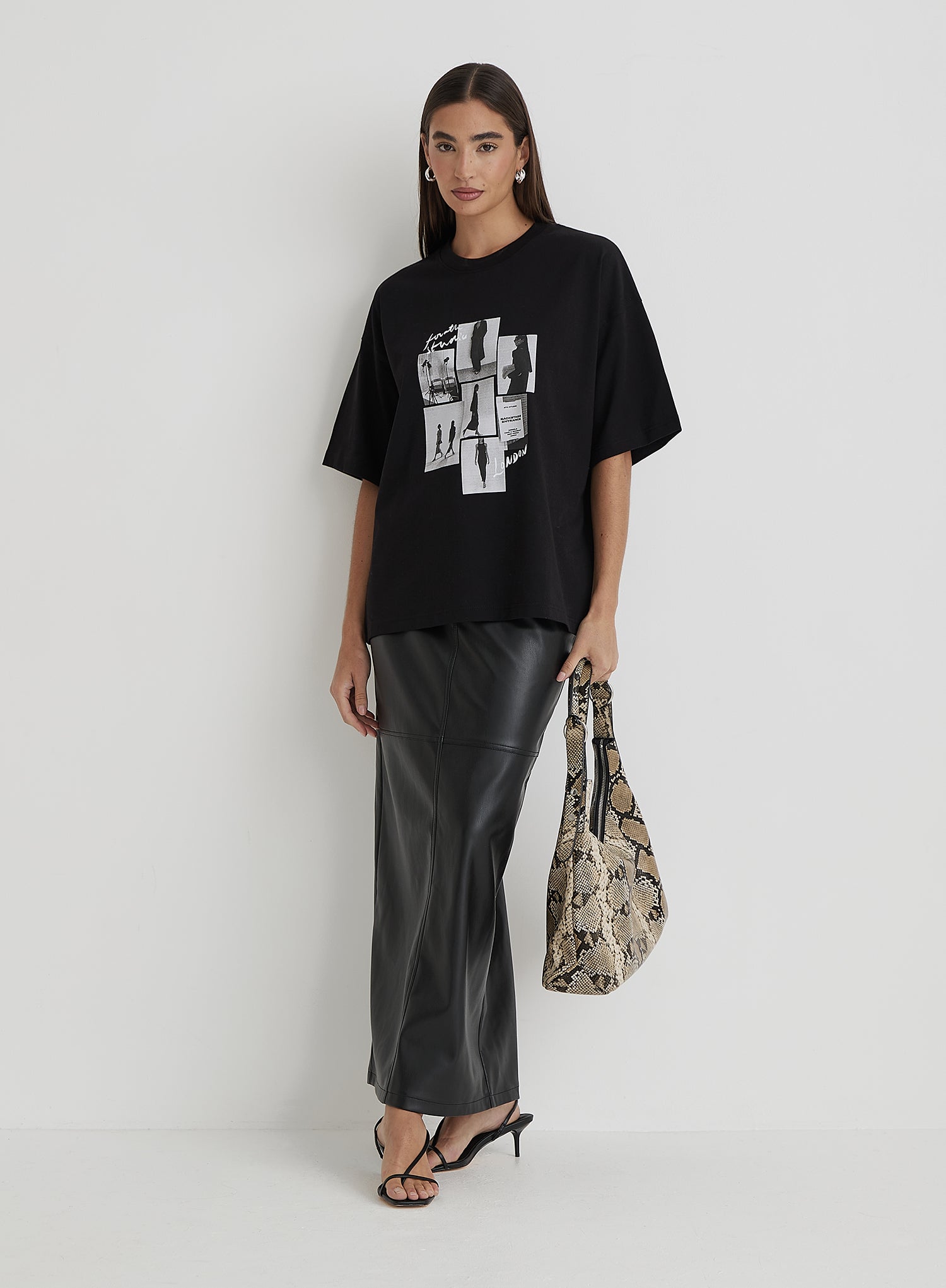 Black Catwalk Polaroid Graphic T-Shirt- Bruni