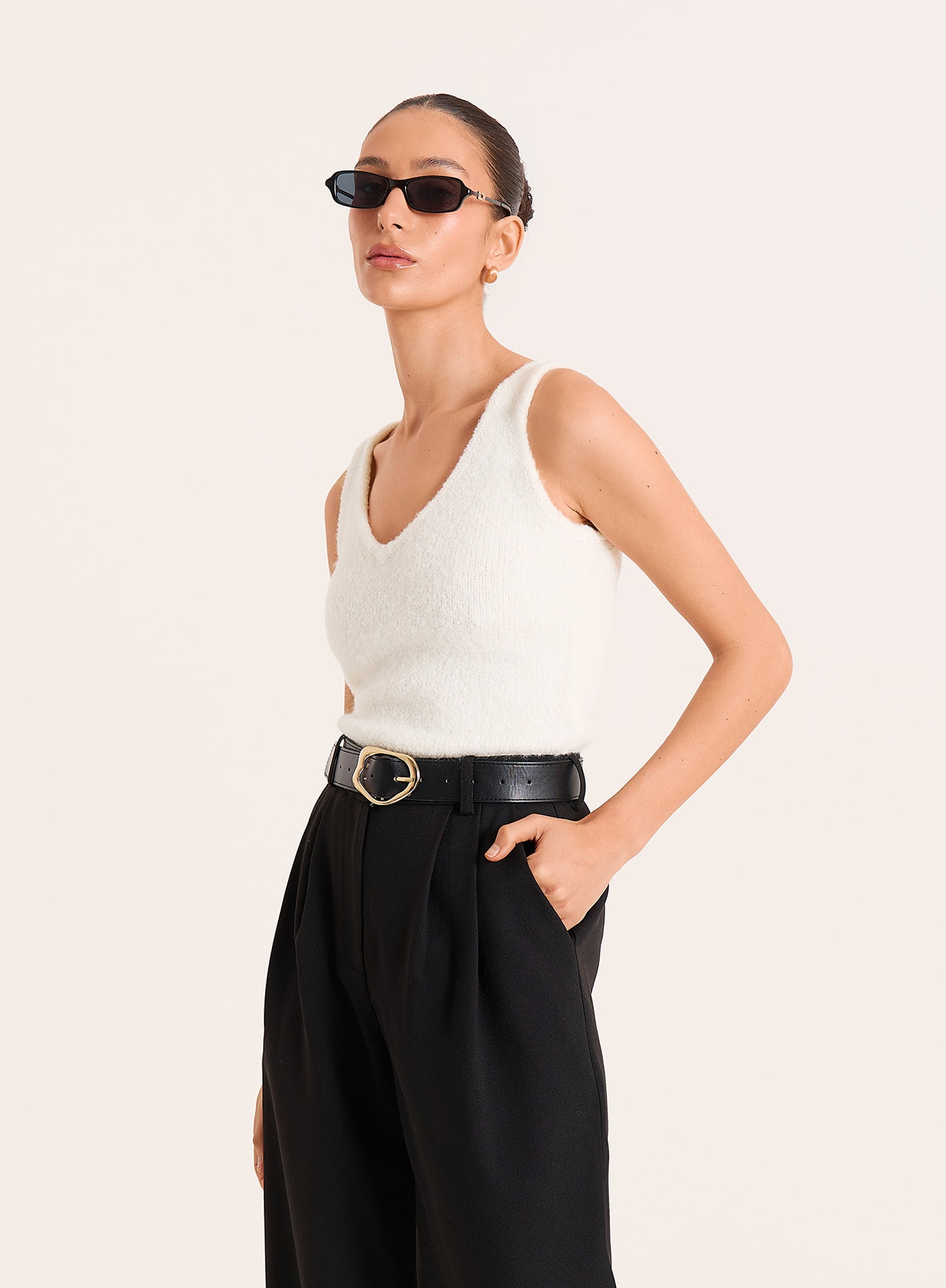 Cream V-neck Lightweight Knitted Vest